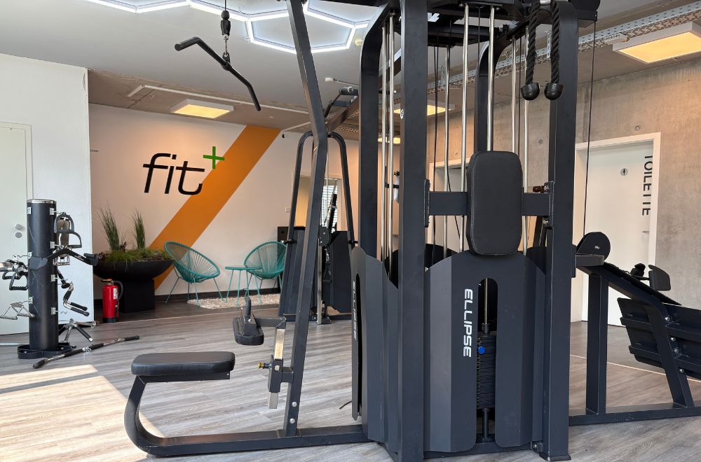 fitplus_Fitnessstudio Kirchzarten Geraetetraining_1